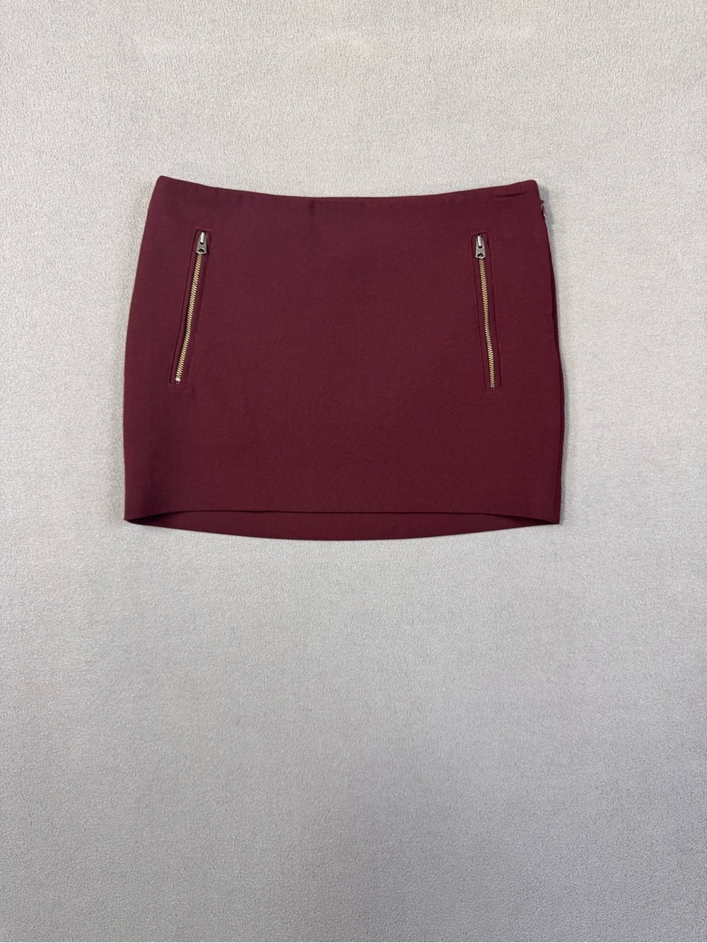 Aritzia Wilfred Burgundy Wine Mini Skirt with Front Zippers, Size 0